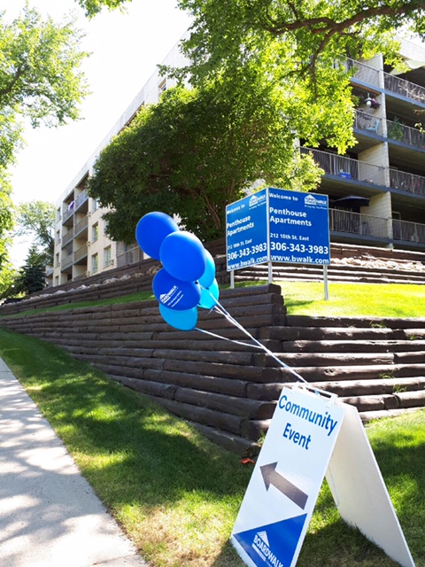 Penthouse Apartments | 212 10th St E, Saskatoon, SK S7N 2T6, Canada | Phone: (306) 343-3983