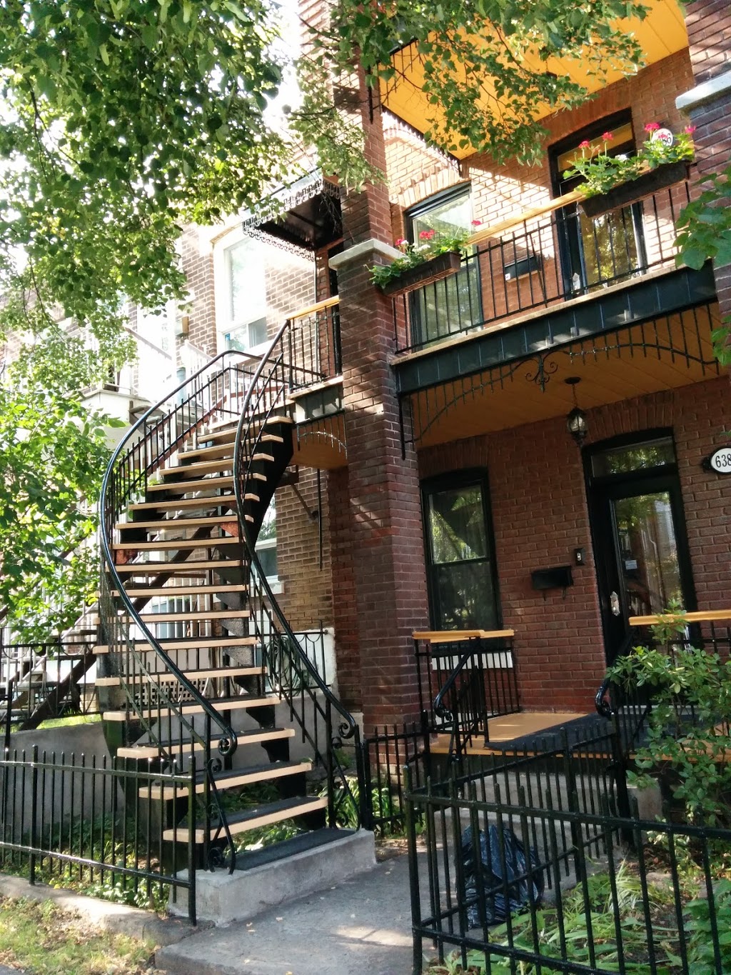 Peinture ML | 6600 Rue Saint-Urbain Suite 301, Montréal, QC H2S 3G6, Canada | Phone: (514) 700-5268
