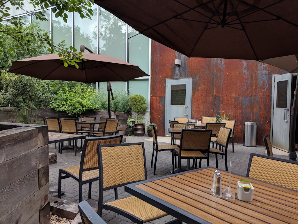 Park Cafe | 330 Assiniboine Park Dr, Winnipeg, MB R3P 2N7, Canada | Phone: (204) 927-6080