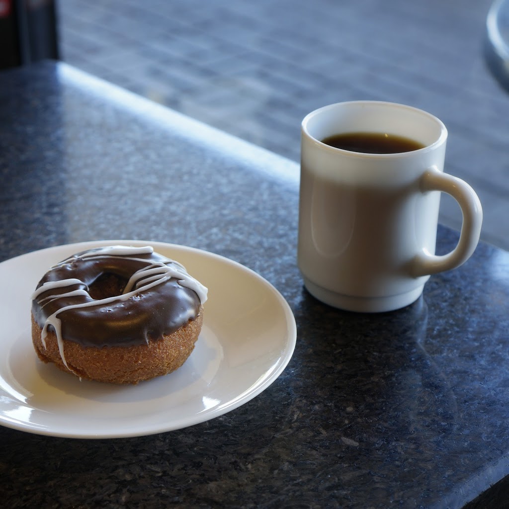 Donut Counter | 3337 Bayview Ave, North York, ON M2K 1G4, Canada | Phone: (416) 250-0998