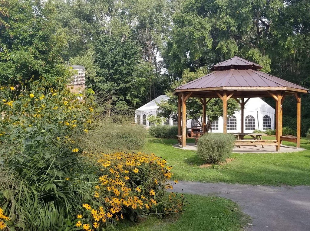 Centre du Sablon | 755 Chemin du Sablon, Laval, QC H7W 4H5, Canada | Phone: (450) 688-8961