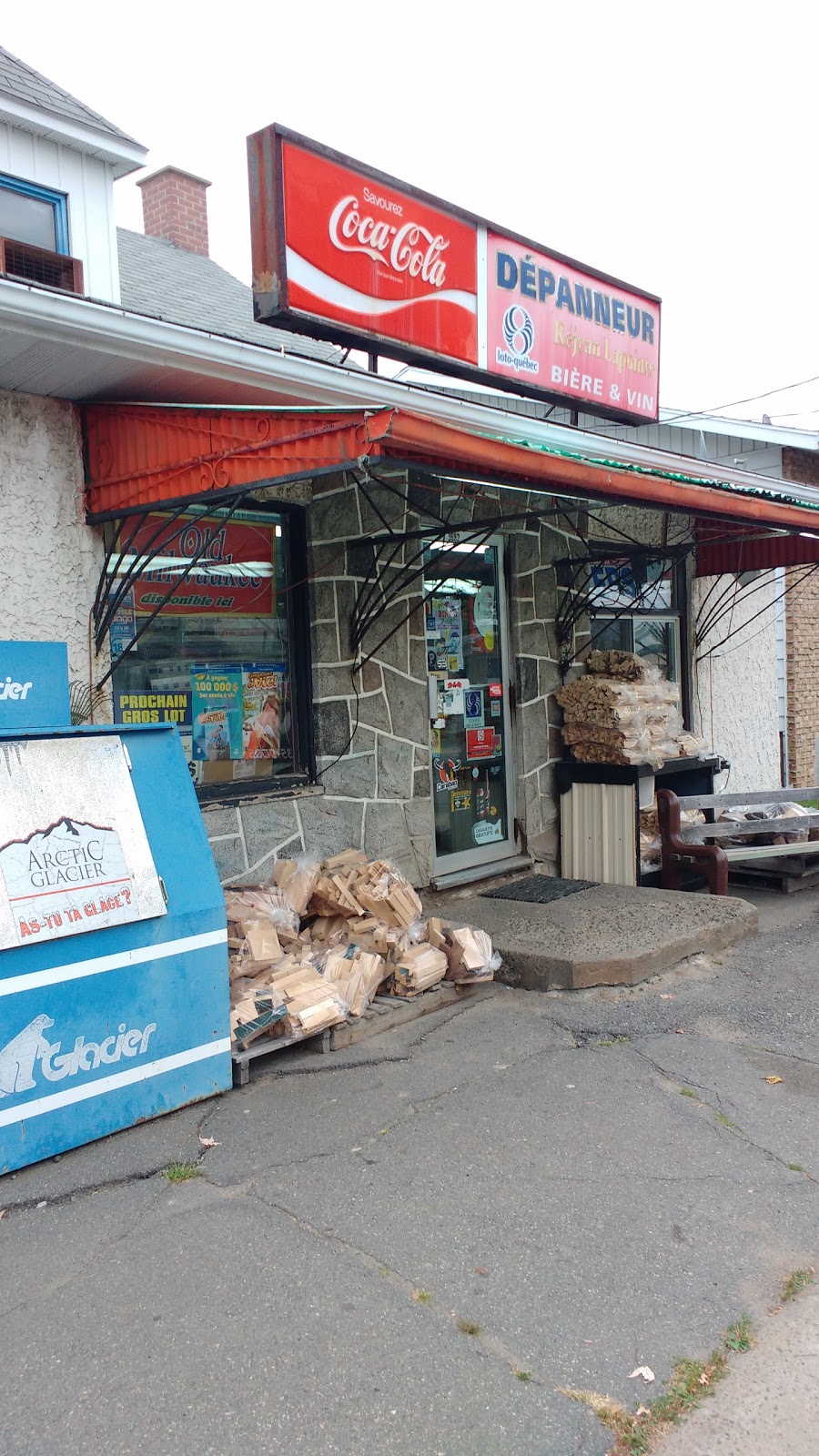 Depanneur R Lapointe Enr | 3682 Rue Trudel, Shawinigan, QC G9N 6R8, Canada | Phone: (819) 539-4683