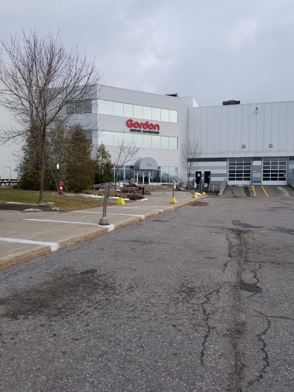 Service alimentaire Gordon Québec | 8000 Rue Armand-Viau #100, Québec, QC G2C 2E2, Canada | Phone: (418) 840-5600