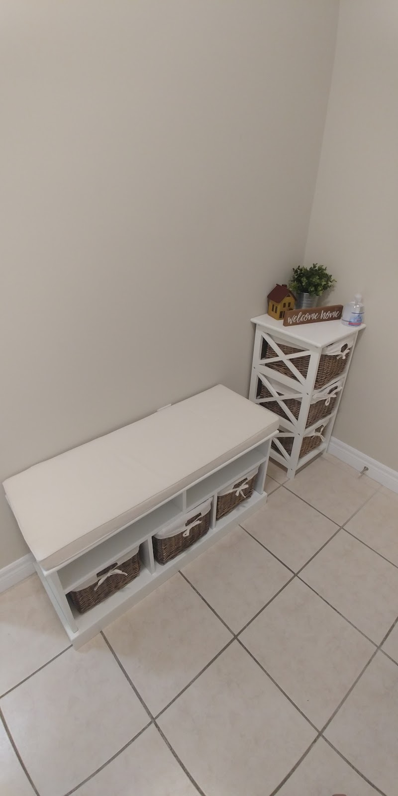 DC Handyman & Renos | 25 Centre St, London, ON N6J 0B3, Canada | Phone: (519) 617-7146