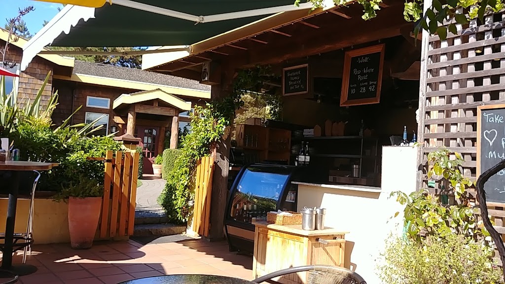 Wood-Fired Pizza at Galiano Inn | 134 Madrona Dr, Galiano Island, BC V0N 1P0, Canada | Phone: (250) 539-3388