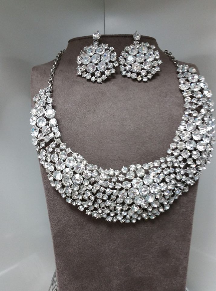 Mays Boutique & Accessories | 8404 Wyandotte St E, Windsor, ON N8S 3S8, Canada | Phone: (519) 945-6779