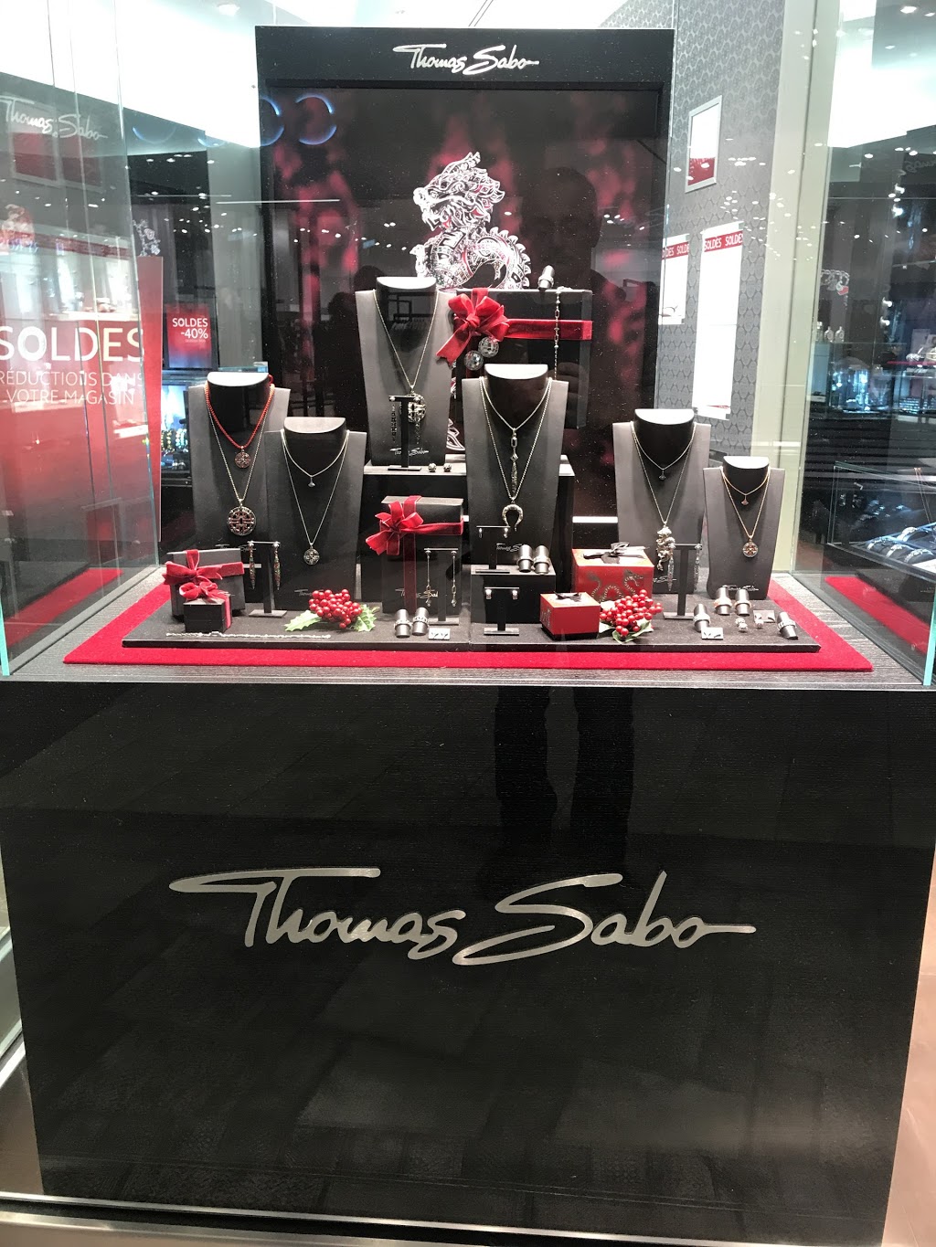Thomas Sabo | 3035 Boulevard le Carrefour Shop No. R029, Laval, QC H7T 1C8, Canada | Phone: (450) 687-2939
