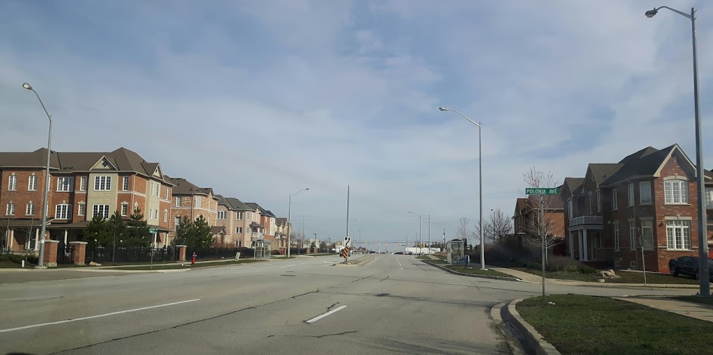 James Potter Park | James Potter Rd & Oblate Crescent, Brampton, ON L6Y 0K2, Canada | Phone: (905) 874-2906