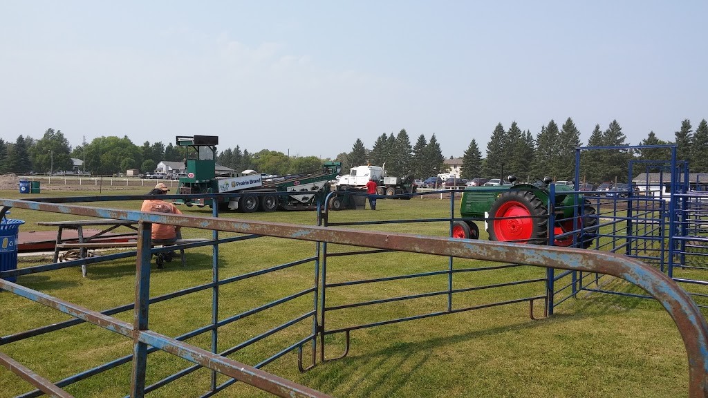 Teulon-Rockwood Green Acres Park | 8 Ave SE, Teulon, MB R0C 3B0, Canada | Phone: (204) 886-0505