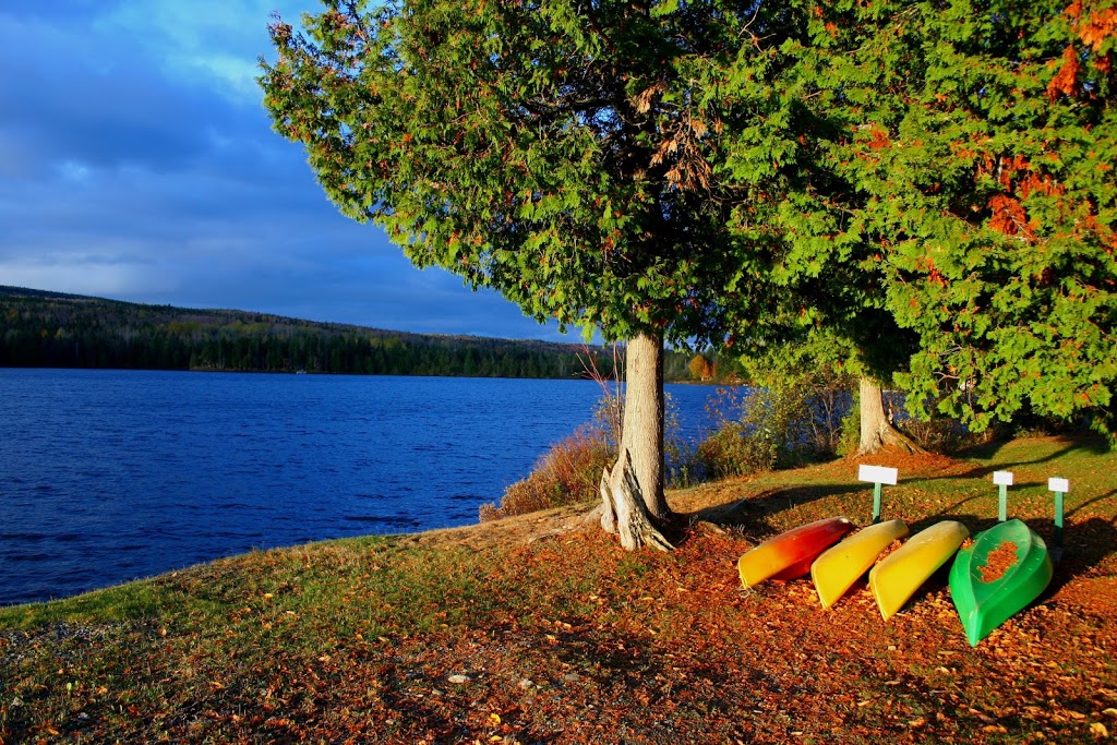 Centre de Plein Air de Ste-Apolline Inc (Lac carré) | 201 Chemin du Lac Carré, Sainte-Apolline-de-Patton, QC G0R 2P0, Canada | Phone: (418) 469-2515