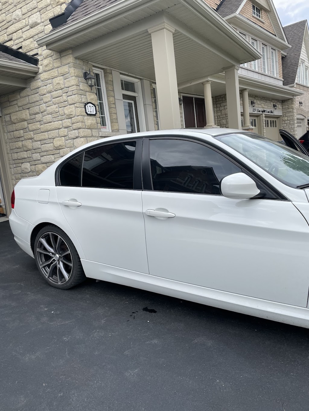 Tint Hub | 127 Bonnieglen Farm Blvd, Town Of Caledon, ON L7C 4B9, Canada | Phone: (647) 248-0388