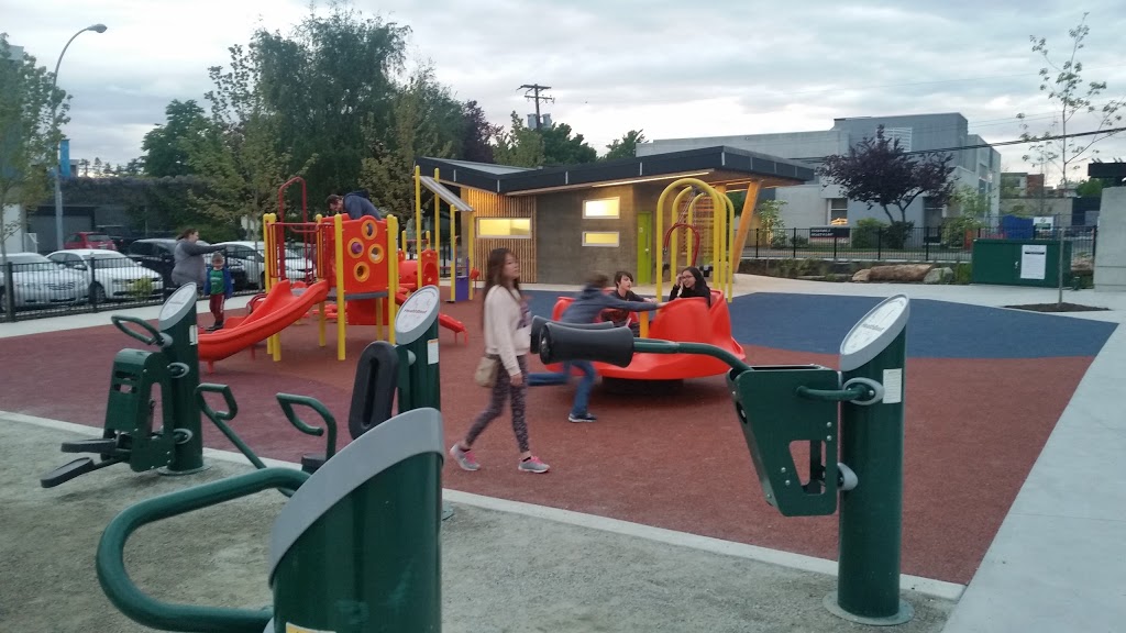 Esquimalt Aventure Water Park | 543 Fraser St, Victoria, BC V9A 6H6, Canada | Phone: (250) 414-7136