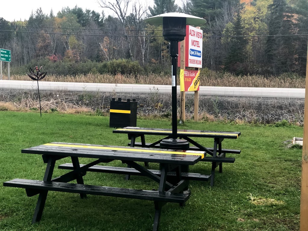 Fried and Toasted | 381 Hwy 17 West Alta Vista Motel Front Lawn, McKerrow, ON P0P 1M0, Canada | Phone: (705) 936-6328