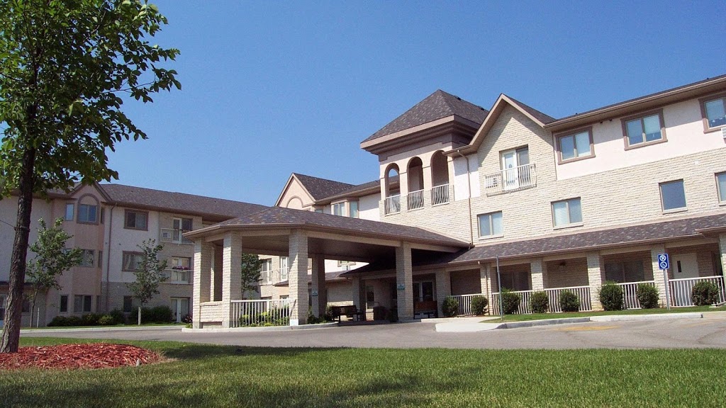 Revera Portsmouth | 125 Portsmouth Blvd, Winnipeg, MB R3P 2M3, Canada | Phone: (204) 284-5432