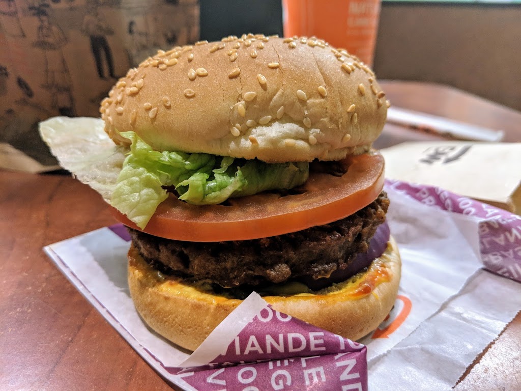 A&W Canada | 555 Woodlawn Rd W, Guelph, ON N1K 1E9, Canada | Phone: (519) 836-2561