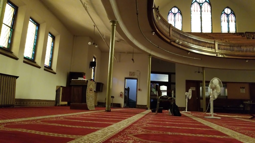 Salam Masjid مسجد | 294 Burrows Ave, Winnipeg, MB R2W 1Z6, Canada | Phone: (204) 342-5642