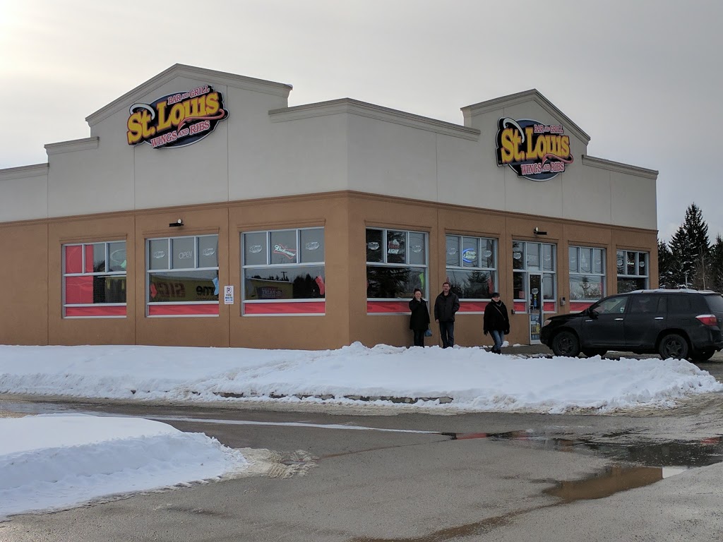 St. Louis Bar & Grill | 5003 N. Highway 69, Hanmer, ON P3P 1B9, Canada | Phone: (705) 969-5454