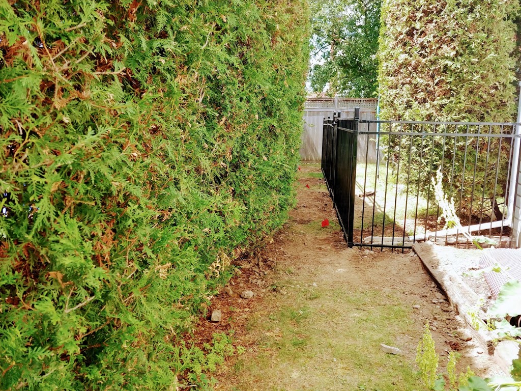 Glorious Fence Decks and More | 6083 Herberts Corners Rd, Greely, ON K4P 1H3, Canada | Phone: (613) 304-2077