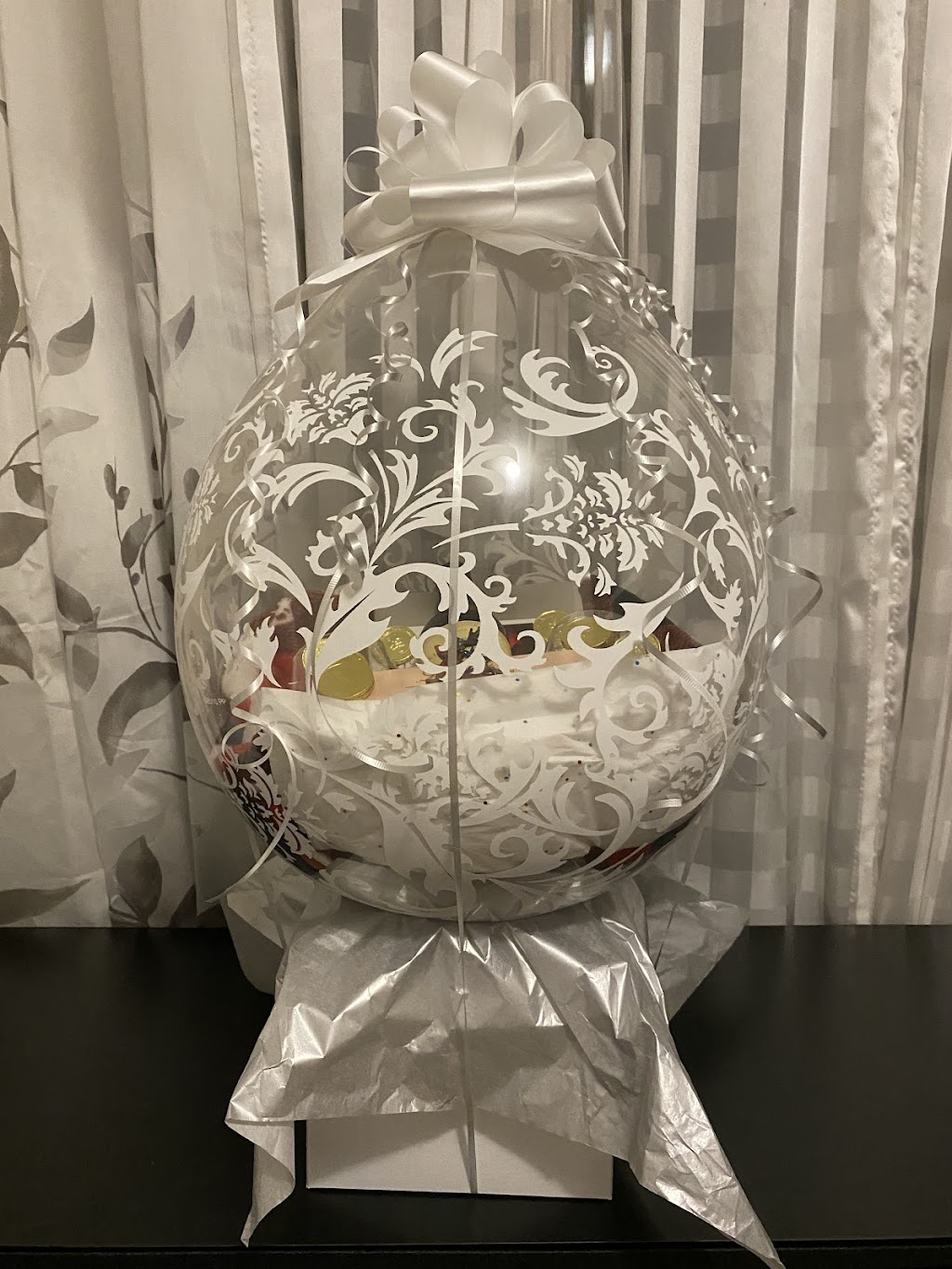L&P’s Balloon Treasures & Engraving | 622 Pigeon Lake Rd, Lindsay, ON K9V 4R3, Canada | Phone: (905) 431-0624