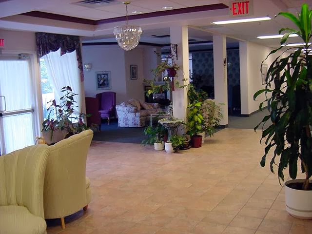 Larosa Gardens | 1211 Cloke Rd, Ladysmith, BC V9G 2B6, Canada | Phone: (250) 245-1016