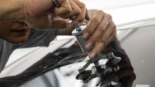 General Auto Glass | 230 Don Park Rd Unit# 10, Markham, ON L3R 2P7, Canada | Phone: (905) 604-0433
