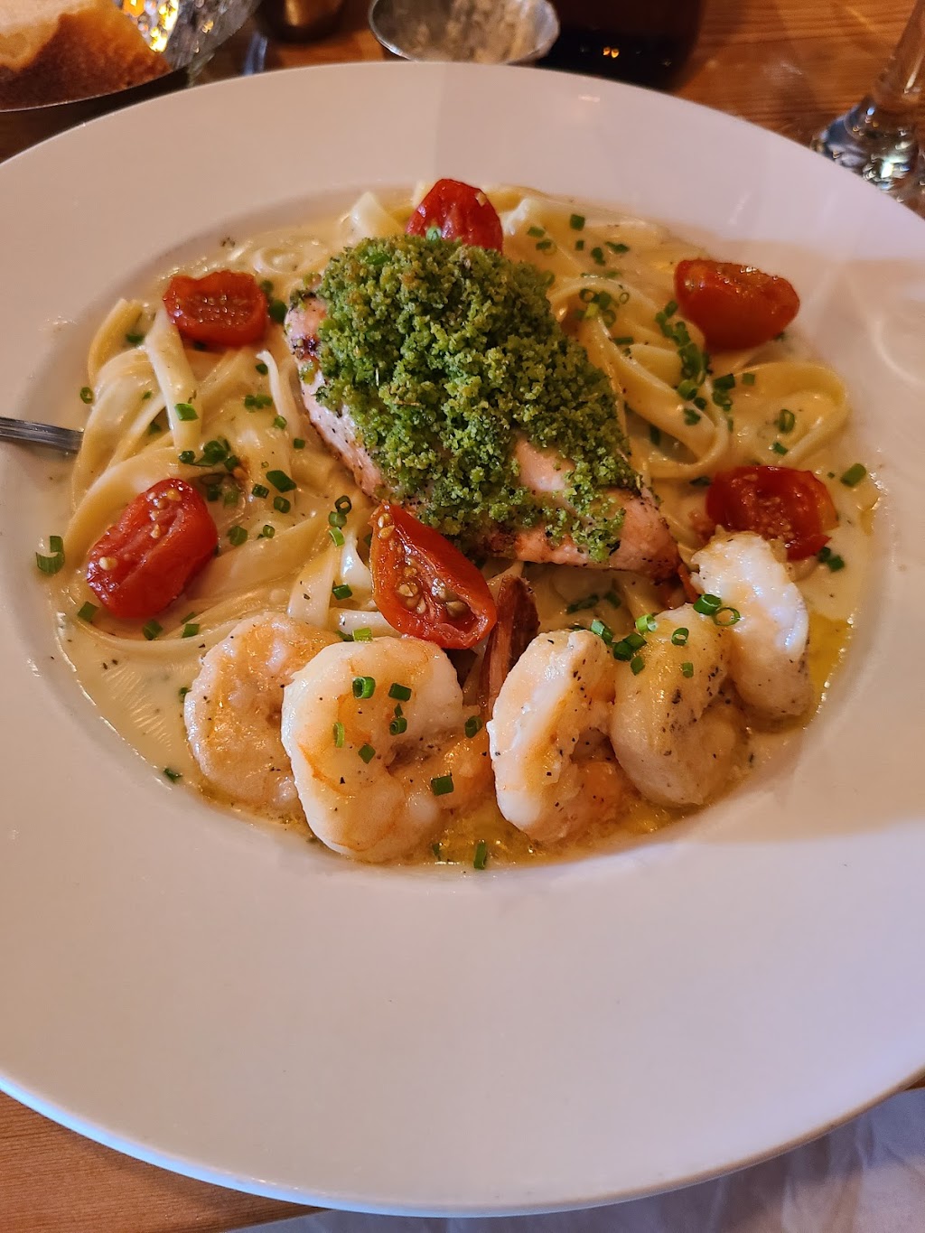 Vault Restaurant | 5764 176 St, Surrey, BC V3S 4C8, Canada | Phone: (604) 576-4243
