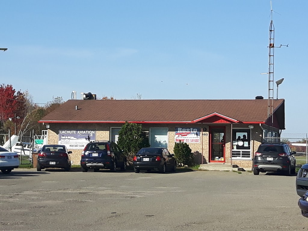 Lachute Airport | 480 Boulevard de lAéroparc, Lachute, QC J8H 3R8, Canada | Phone: (450) 562-1330