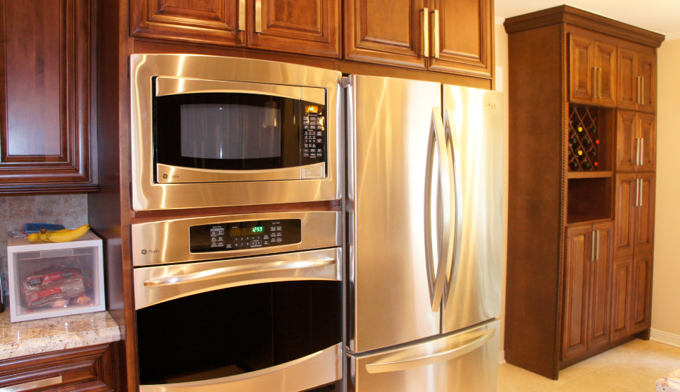 Kitchen Style | 104 Wood Ln, Richmond Hill, ON L4C 4W1, Canada | Phone: (647) 500-1400