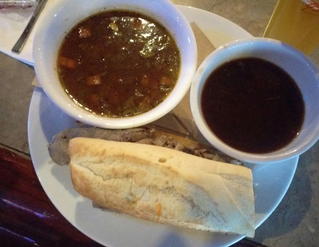 Bogeys Pub & Pizza | 905 1 Ave NW, Airdrie, AB T4B 2N5, Canada | Phone: (403) 948-5744