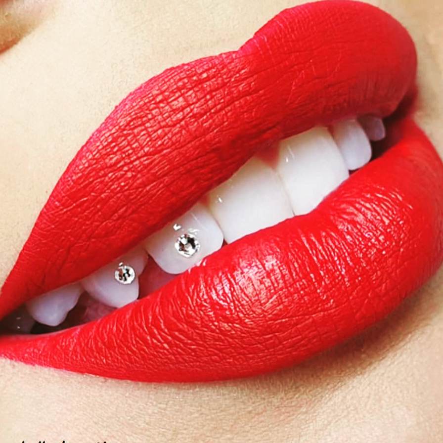 Tooth Gemist & Teeth Whitening Technician by Deanna | 32 Dorthy Dr, Trenton, ON K8V 5P5, Canada | Phone: (647) 466-1695