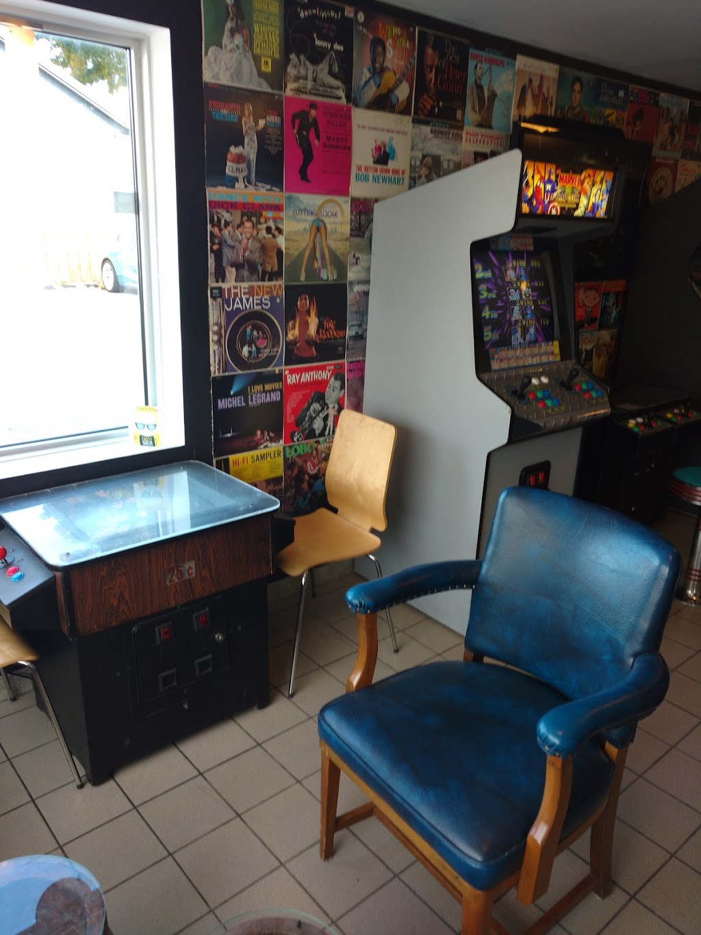 Hit Machine | 145 William St, Port Stanley, ON N5L 1E2, Canada | Phone: (519) 709-0908