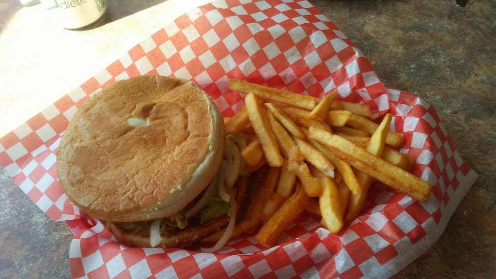 Scotts Pizza Burger | 286 Main St N, Mount Forest, ON N0G 2L2, Canada | Phone: (519) 323-4555