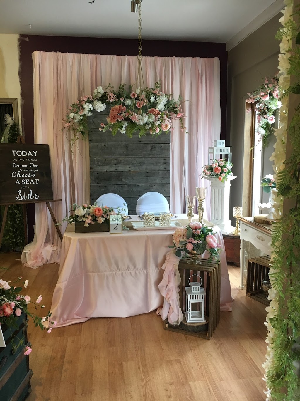 Compliments Glor Inc. | 7131 Middle Rd, Comber, ON N0P 1J0, Canada | Phone: (519) 687-6169