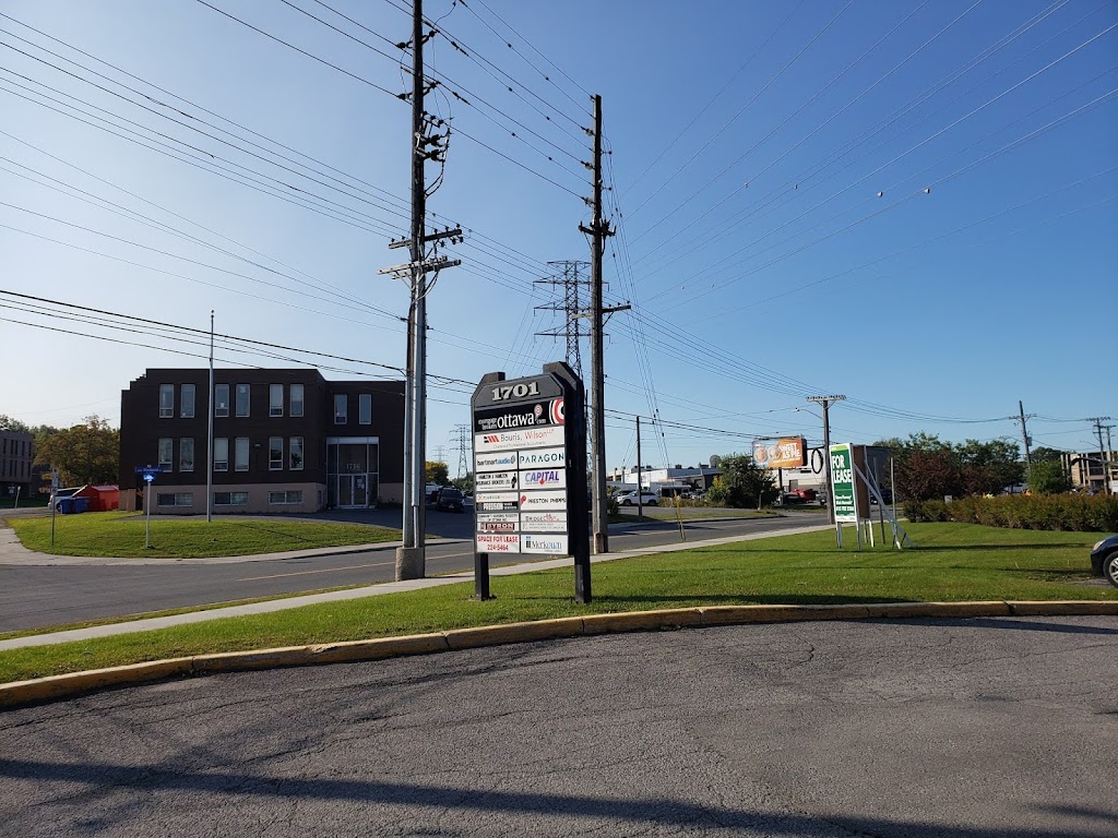 Mortgage Brokers Ottawa | 1701 Woodward Dr #300, Ottawa, ON K2C 0R4, Canada | Phone: (613) 798-1973