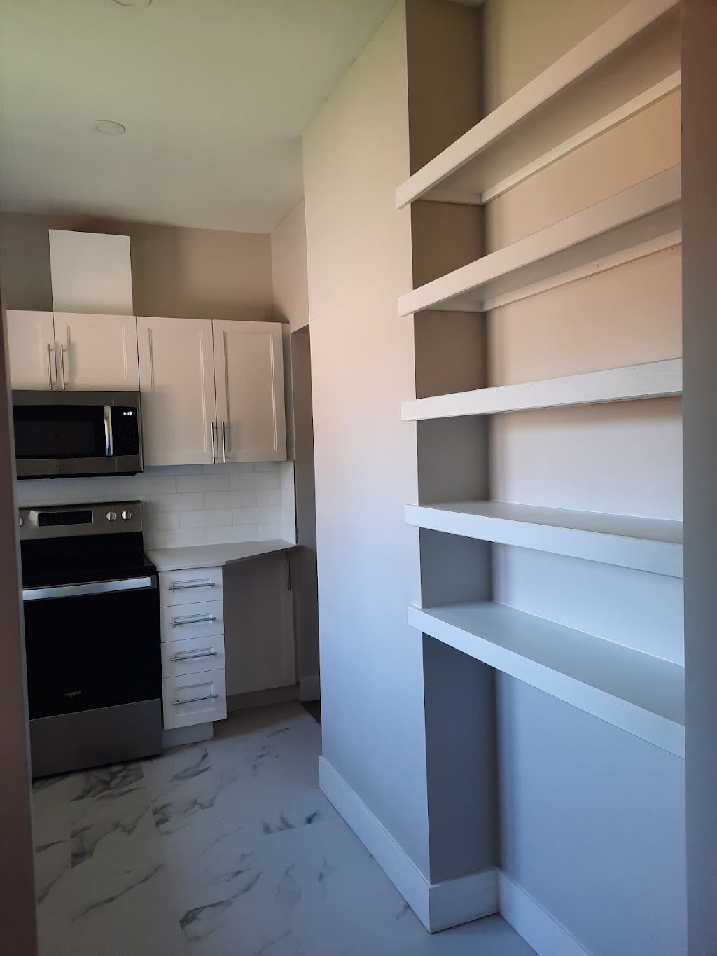 Fire & Mountain Carpentry Inc | 29 Washington St, Paris, ON N3L 2A4, Canada | Phone: (519) 993-5141