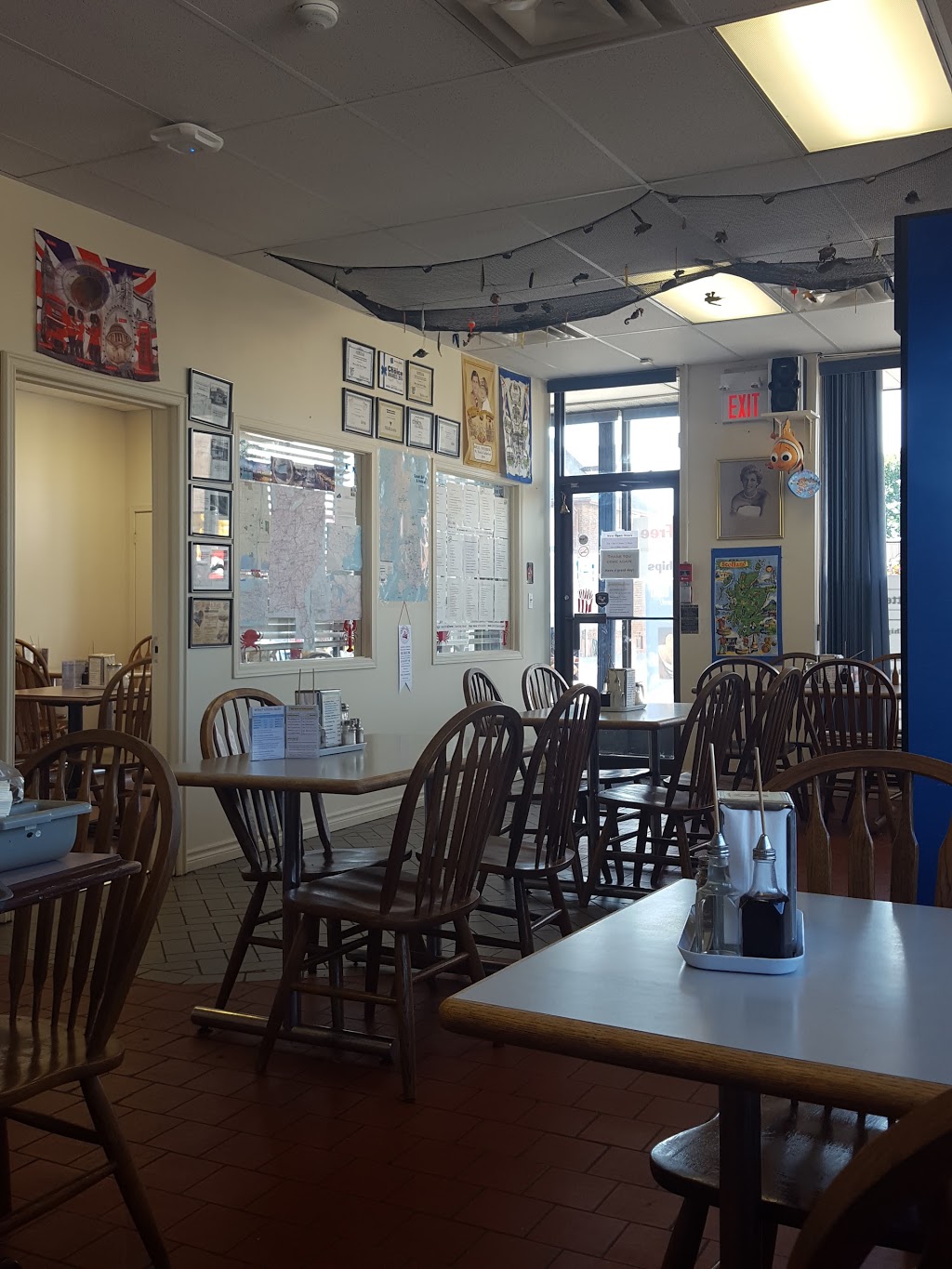 Union Jack Fish & Chips LTD Port Colborne | 230 Main St W, Port Colborne, ON L3K 3V5, Canada | Phone: (905) 835-0900