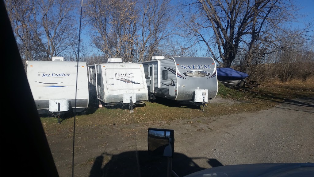 Comfort Plus Campground | Hwy 1 E, Regina, SK S4N 2G6, Canada | Phone: (306) 781-2810