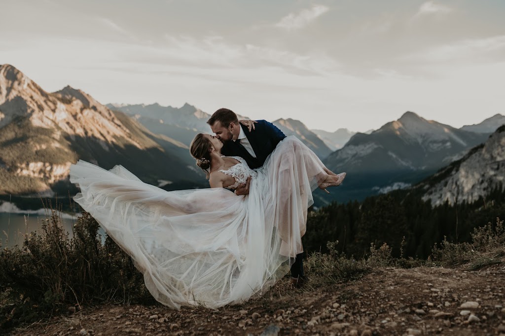 Ritz Photo and Film | 539 Rocky Vista Gardens NW, Calgary, AB T3G 0B7, Canada | Phone: (403) 869-7422