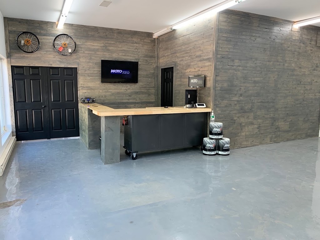 Mototeq | 72 Rue Dupont, Pont-Rouge, QC G3H 1M4, Canada | Phone: (418) 813-7385