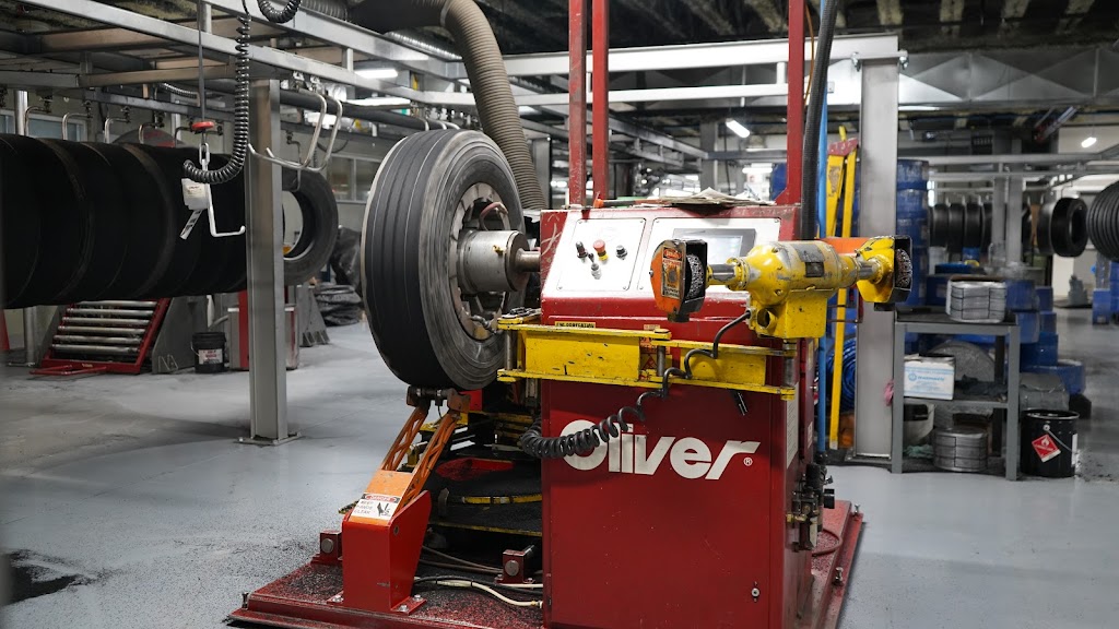 Enviro Tread Inc | 11411 54 St SE, Calgary, AB T2C 5R9, Calgary, AB T2G 3S3, Canada | Phone: (403) 261-2900