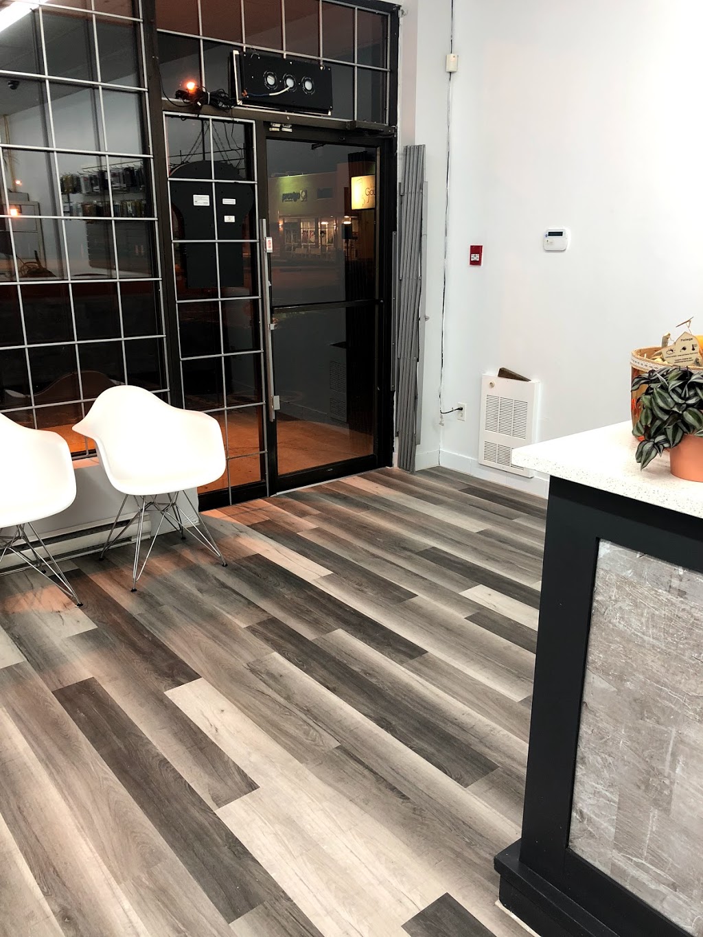 Quick Cell | 1434 Av Victoria, Greenfield Park, QC J4V 1M1, Canada | Phone: (514) 947-1160