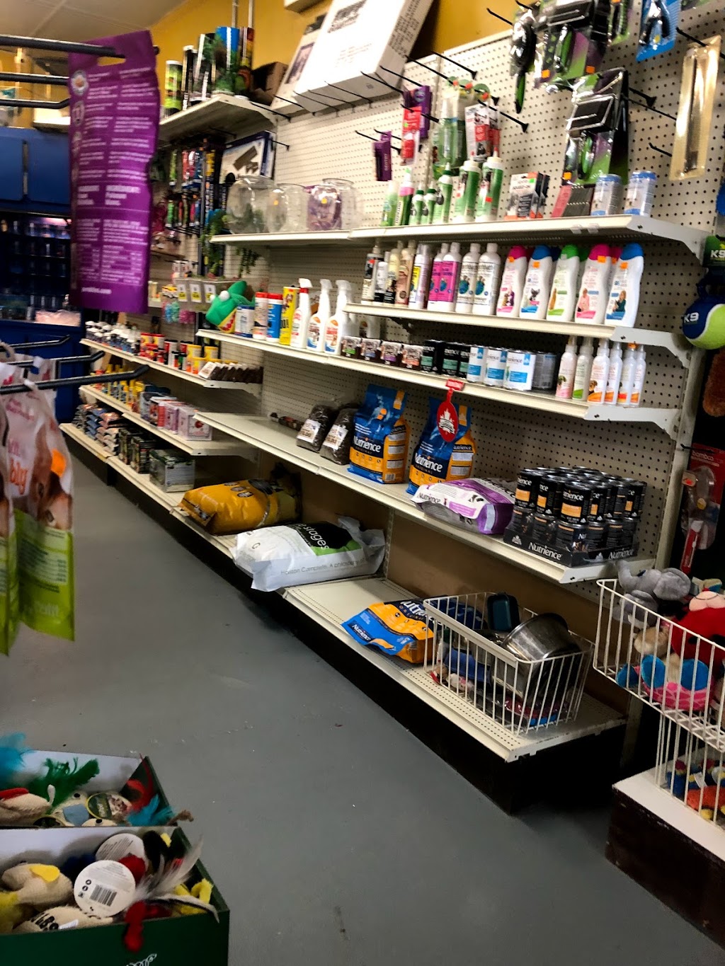 The Urban Zoo | 620 Upper James St, Hamilton, ON L9C 2Z1, Canada | Phone: (905) 385-7387