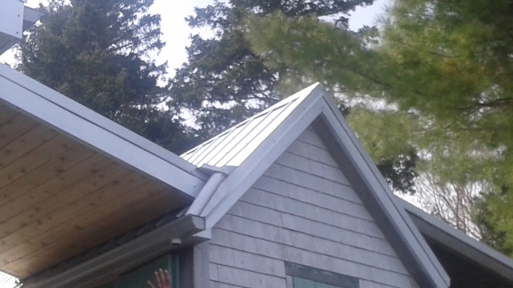 Doucettes Roofing & Siding | 14 Hillside Ct, Lower Sackville, NS B4E 1B2, Canada | Phone: (902) 222-2625