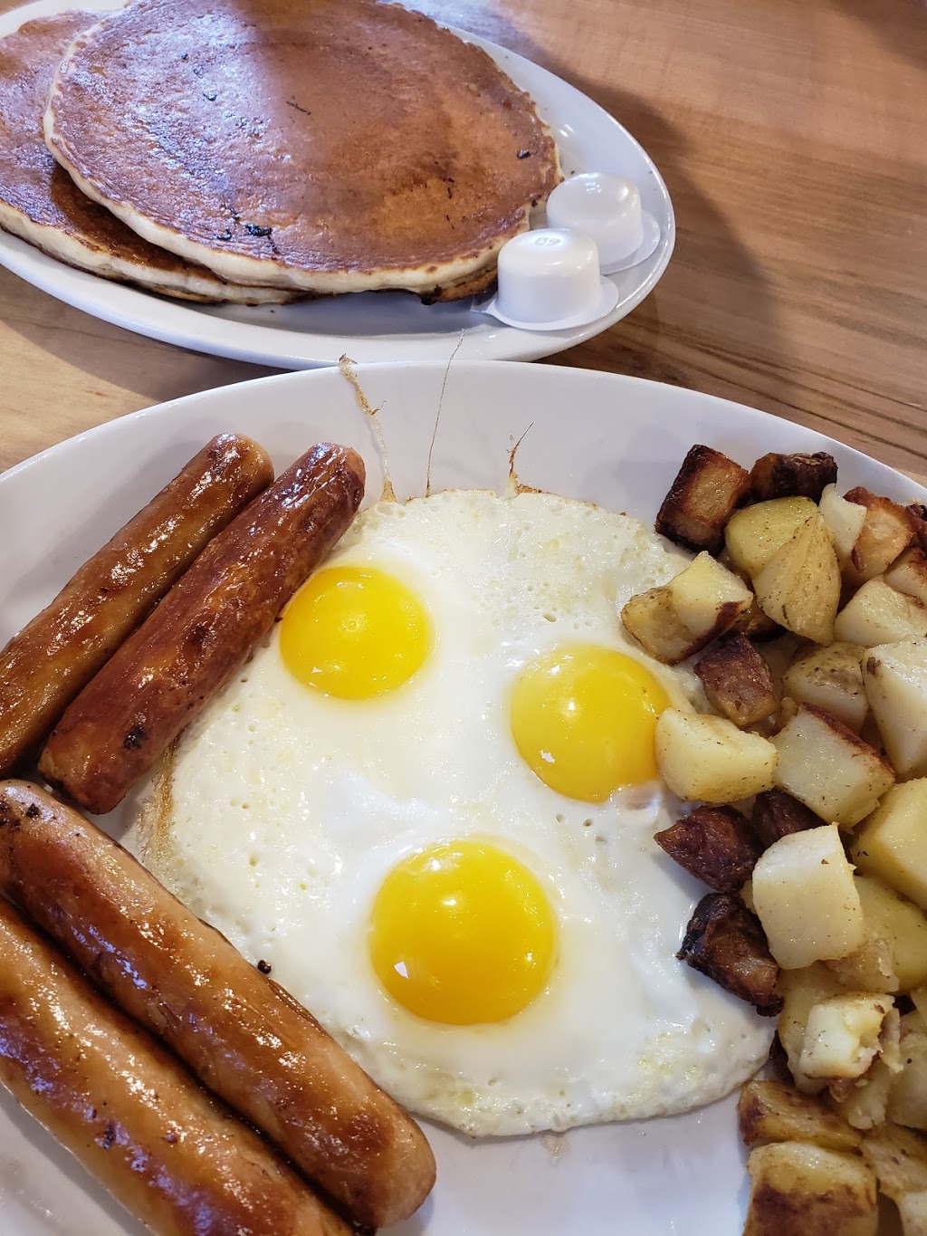 Sunset Grill | 41 Sage Hill Gate NW, Calgary, AB T3R 0S4, Canada | Phone: (587) 230-0627
