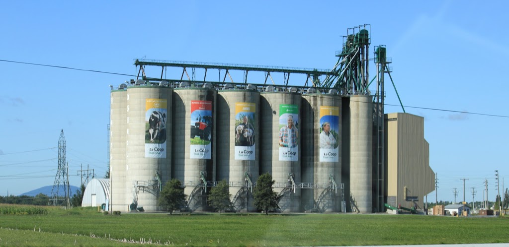 Comax Coopérative Agricole | 15100 Chemin de la Coopérative, Saint-Hyacinthe, QC J2R 1J1, Canada | Phone: (450) 799-3211