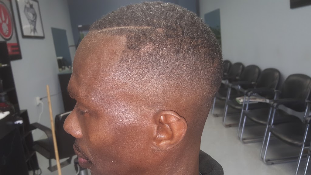 World Class Barber Shop | 1050 Simcoe St N, Oshawa, ON L1G 4W5, Canada | Phone: (905) 903-7552