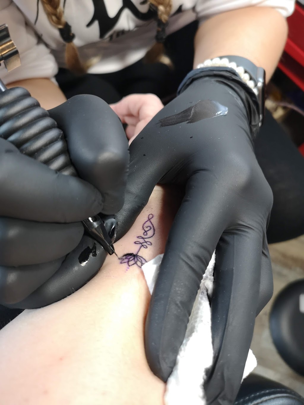 Wicked Scribbles Ink Tattoo & piercing studio’ | 2434 25th Side Rd, Innisfil, ON L9S 2G6, Canada | Phone: (416) 824-1987