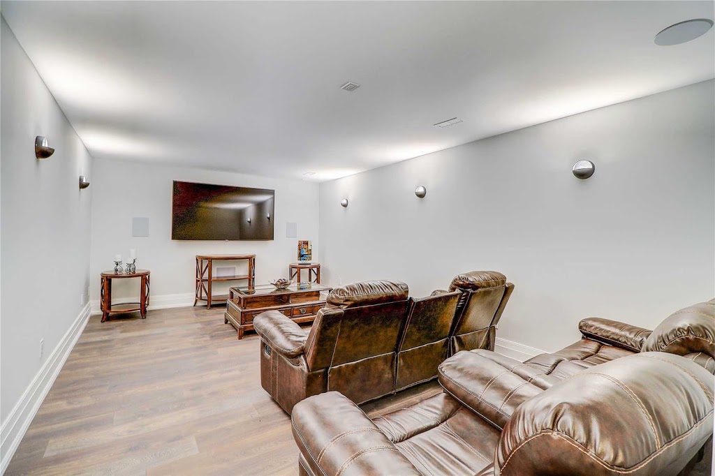 Award Winiing Realtor Caledonia | 25 McCargow Dr, Haldimand, ON N3W 0C3, Canada | Phone: (647) 518-1984