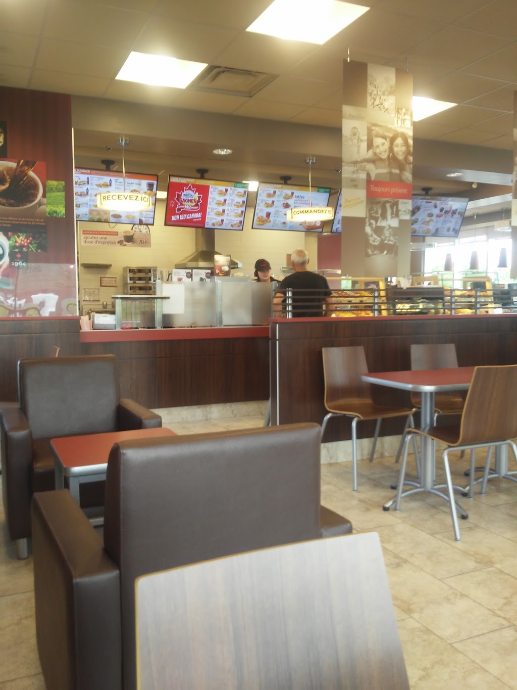 Tim Hortons | 7 Chemin de Fairfax, Stanstead, QC J0B 3E0, Canada | Phone: (819) 876-5088
