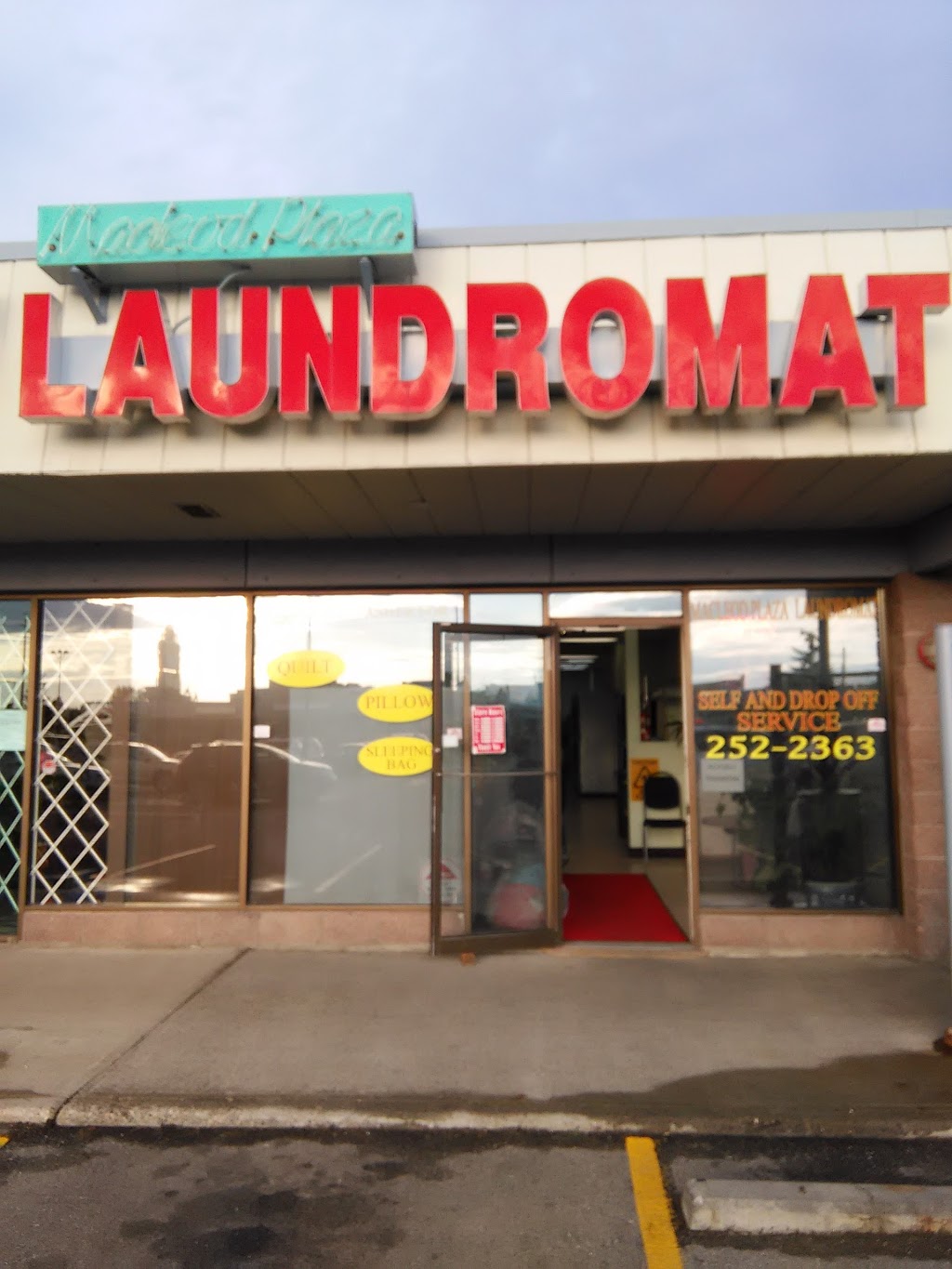 Macleod Plaza Laundromat 26e 180 94 Avenue Se Calgary Ab T2j